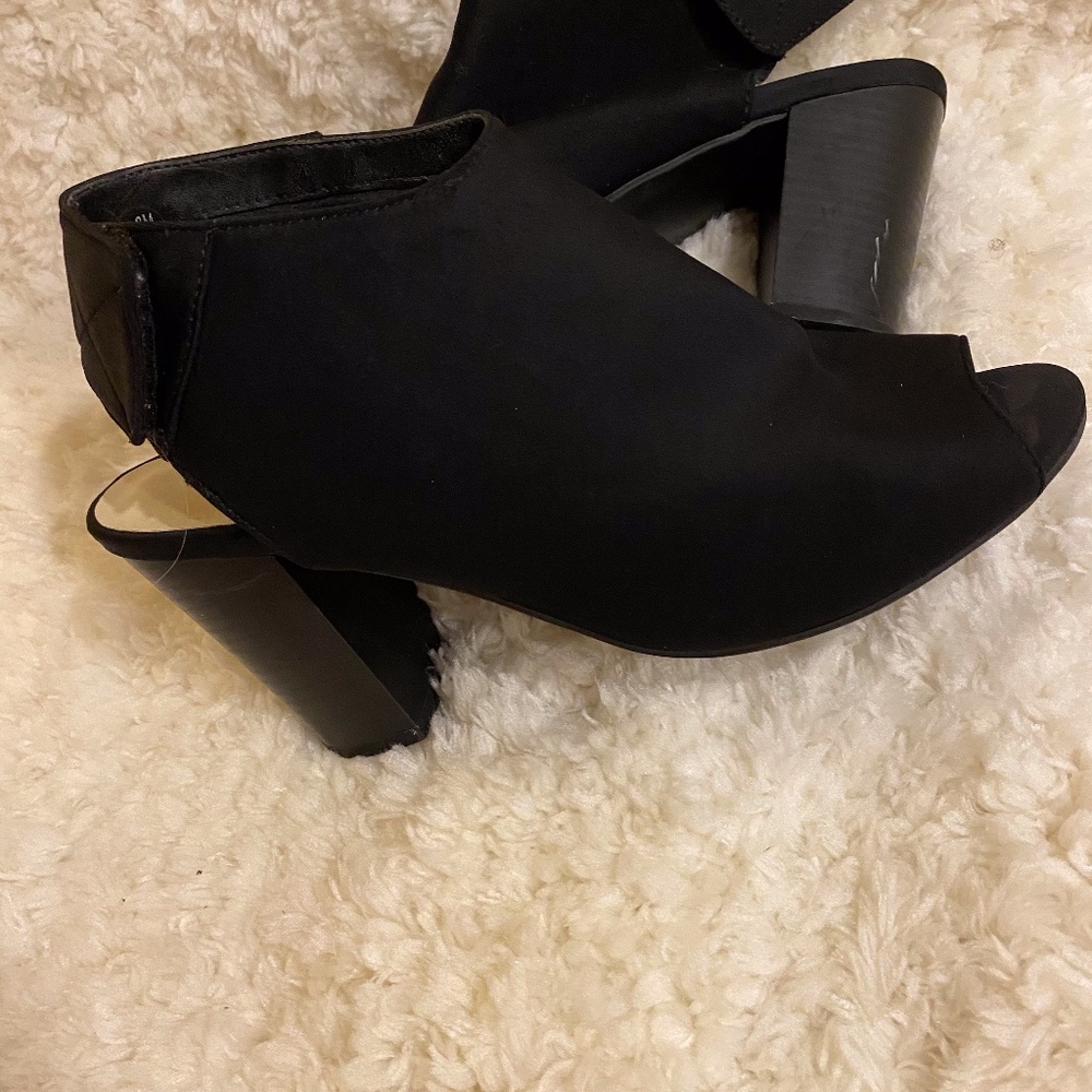Heel Sandal